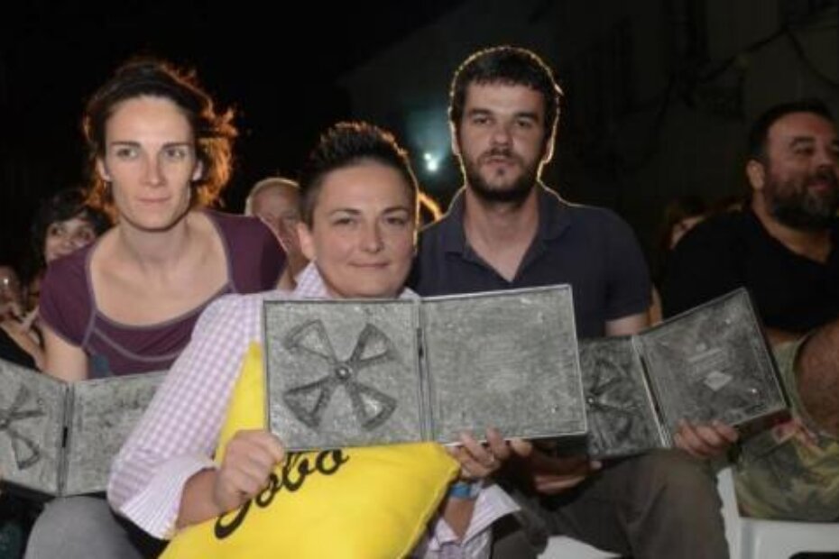 Slijeva producentica filma 'Pošast', Zdenka Gold i Christos Nikou, redatelj nagrađenog filma 'KM' (J. PREKALJ)