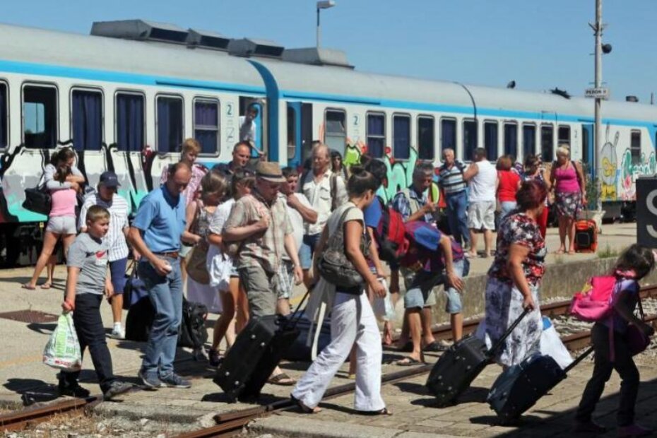 Dolazak vlaka iz Ljubljane (M. ANGELINI)