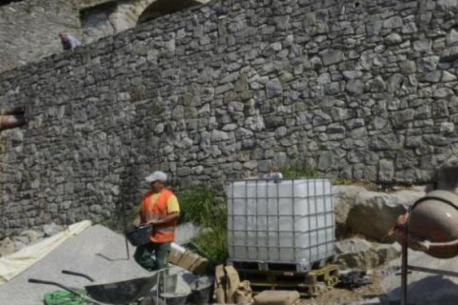 Oštećen je bio kanalizacijski cjevovod kod Velih vrata