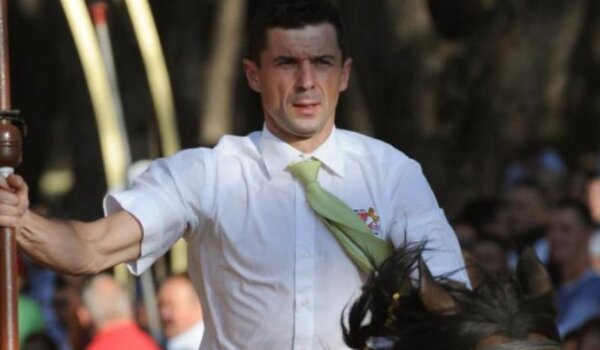 Trka za viticu: Pobjednik Milio Grabrović