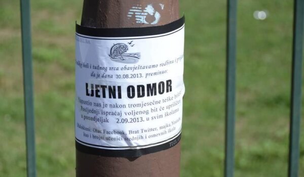 Porečki se učenici od ljetnog odmora oprostili - osmrtnicom