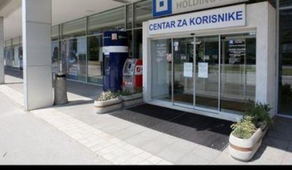 `U Holdingu lažu i ne poštuju ugovor pa prekidam suradnju`
