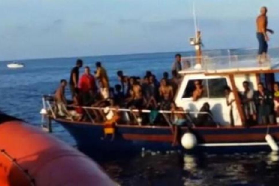 Spašene izbjeglice - još ih je mnogo zauvijek nestalo (Reuters)