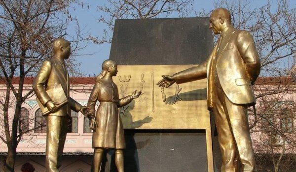 Povodom Svjetskog dana učitelja: Nastavnici/ce, uključite se!