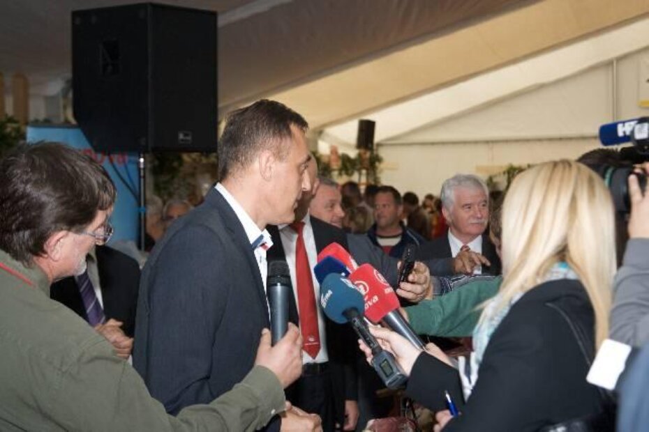 Sajam je otvorio ministar poljoprivrede Tihomir Jakovina
