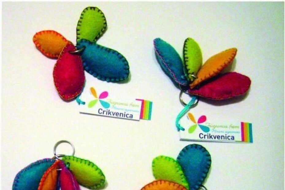 Mirisni privjesak: Mikroperforirani lateks ispušta miris postupno prilikom stiskanja