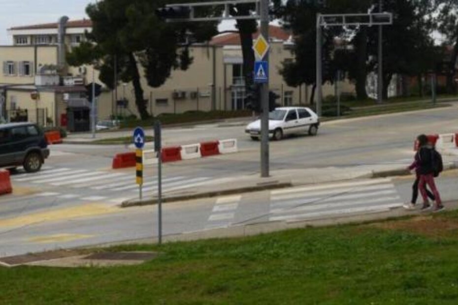 Sporno raskrižje kod naselja Bolnica