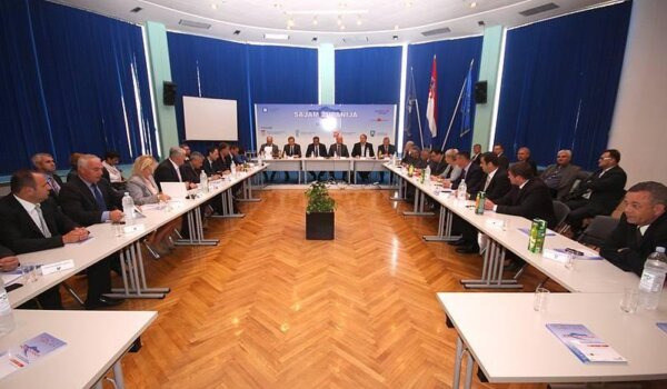 Hrvatski župani: bojimo se za održivost zdravstvenog sustava i tražimo jednaku dostupnost zdravstvnih usluga u svim županijama