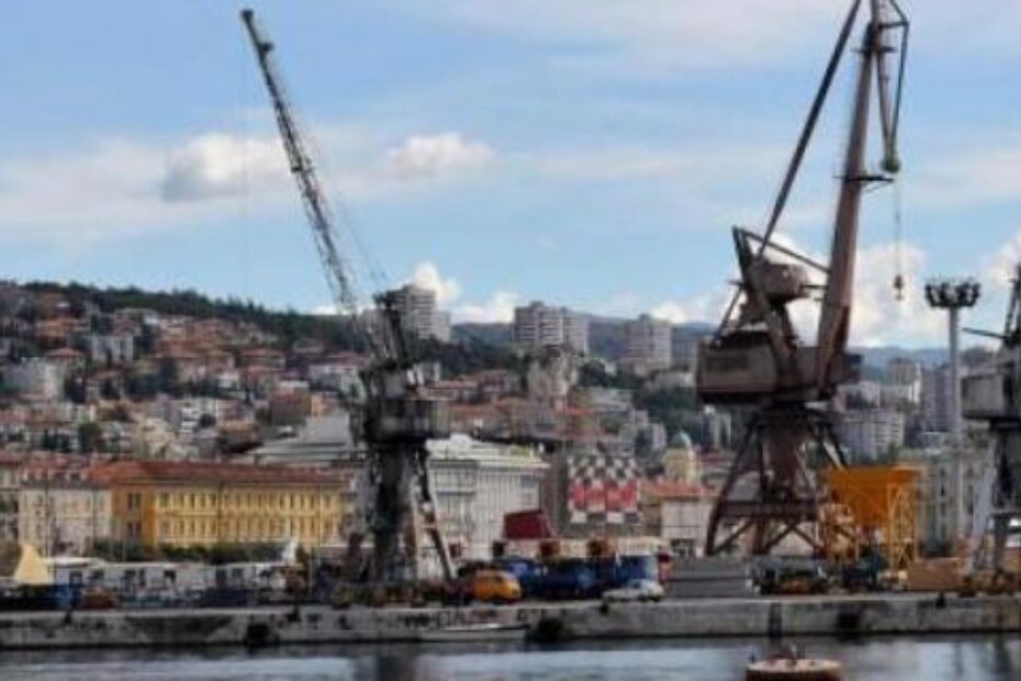 Riječka luka (D. ŠKOMRLJ/Novi list)