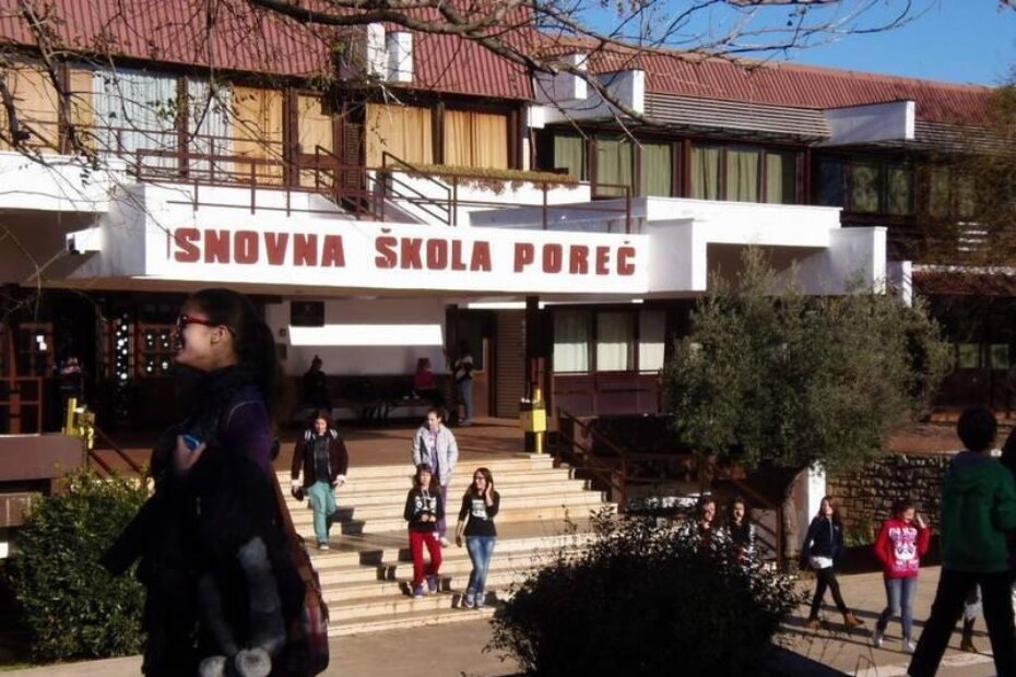 Osnovna škola u Poreču odavno je postala pretijesna (Arhiva/V. H.)