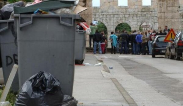 Naplata po volumenu: Kad se smeće u kantu ne meće