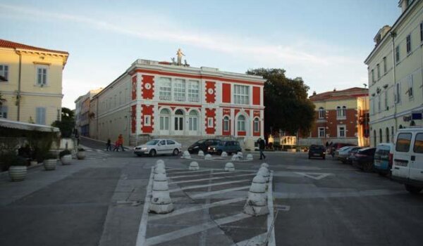 Ništa od predstave 'Vidoviti Milan show' planirane za danas u 18 sati
