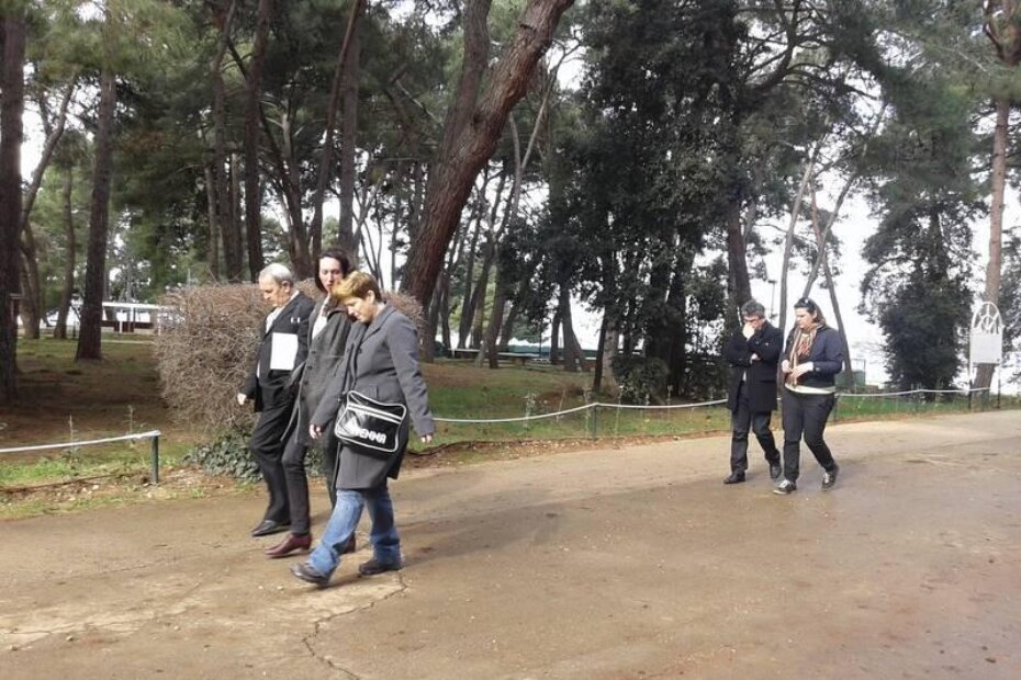 Obilazak plaže Pical: predstavnik Riviere, gradonačelnik Poreča i članice OKUP-a