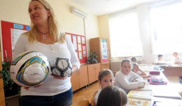 Uz novi pravilnik učitelji teško do pune norme