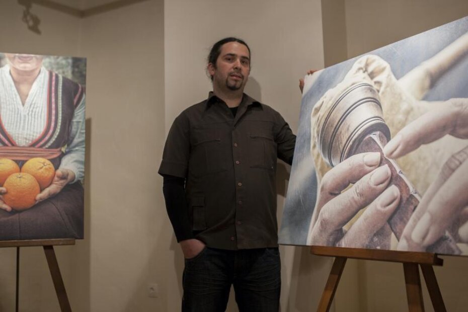 Autor sa svojim djelom (M. ANGELINI)