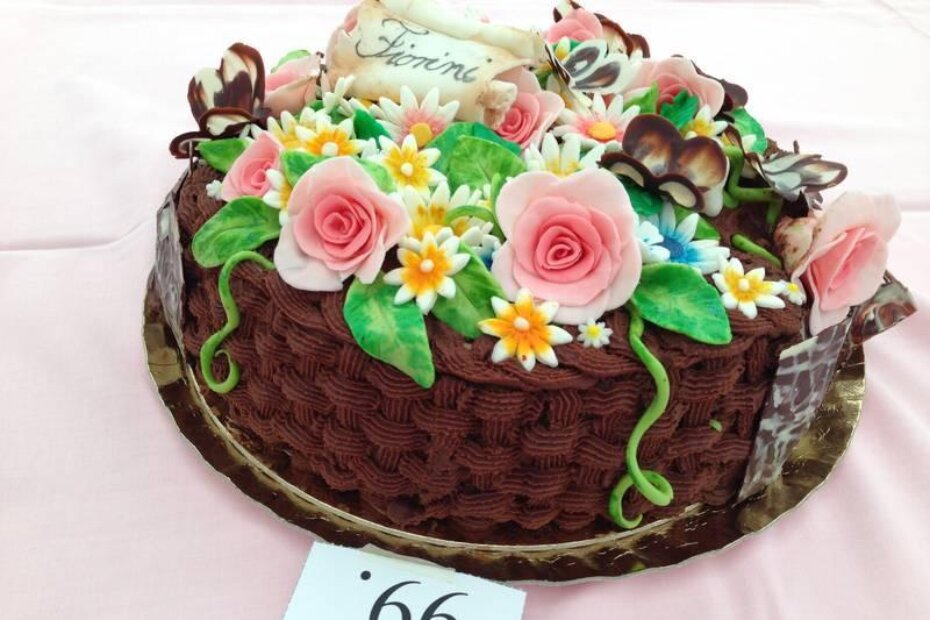 Fascinantna pobjednička Proljetna torta gđe. Rose Altin