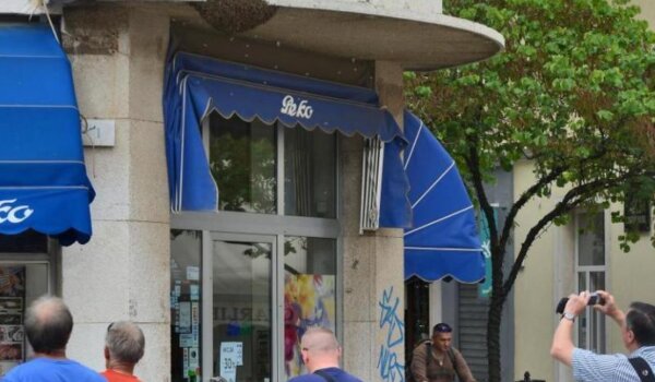 Pula: Roj od tri tisuće pčela u centru grada