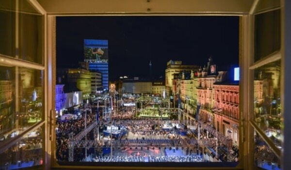 Izložba hrvatske novinske fotografije 2013.