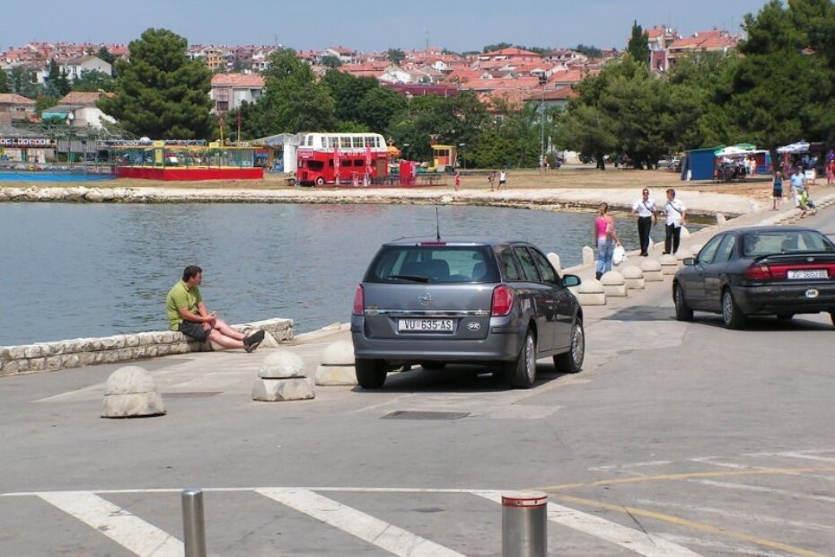 Uvala Peškera (arhivska fotografija)