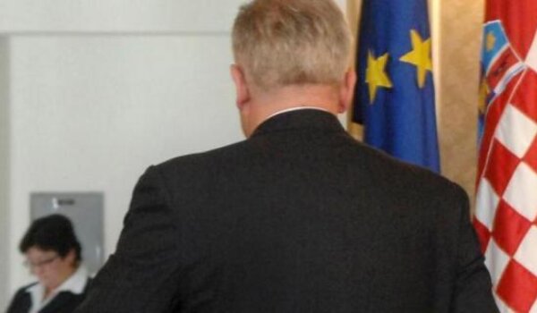Sanader narodu ubio povjerenje u državu
