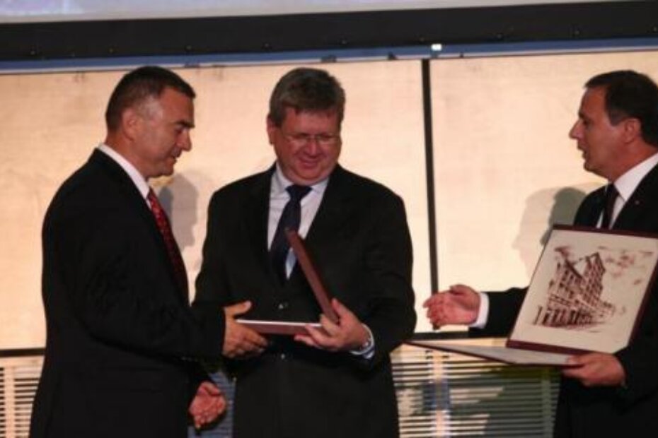 Valter Grubica s ministrom Mrsićem i predsjednikom HOK-a Ranogajcem