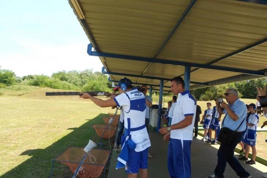 Mladi streljači pod Giovannijevim nadzorom