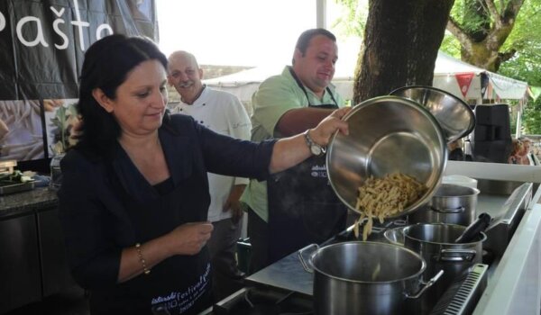 Završeni dani u čast pašti -  1. Istarski festival pašte u Žminju