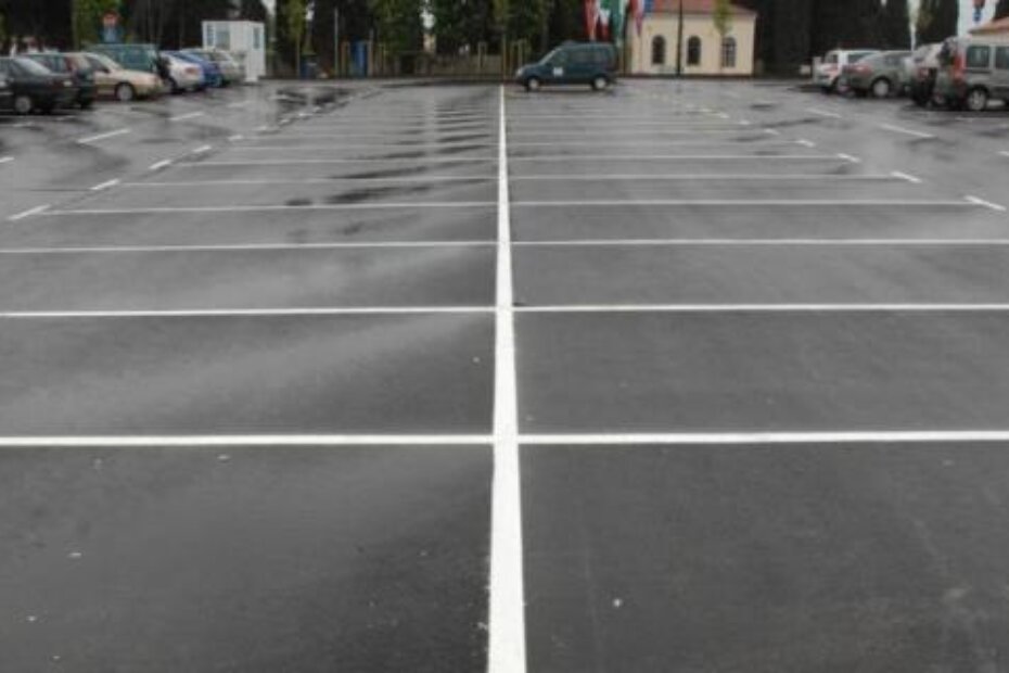 Parkiralište na Žatiki (M. MIJOŠEK)