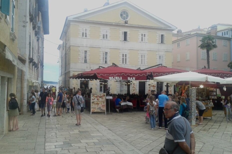 Trg Matije Gupca na kojem je jučer teško ozlijeđen nizozemski državljanin