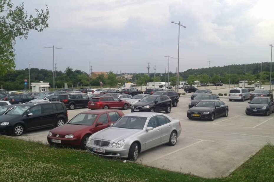 Parkiralište Žatika