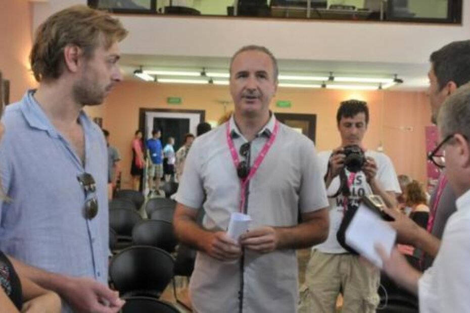 Prepirka traje; slijeva nadesno Nataša Dorčić, Antonio Nuić, Slobodan Jokić, novinar i Mike Downey (Neven LAZAREVIĆ)