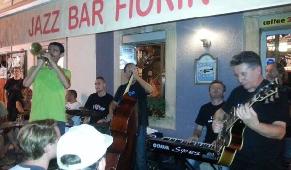 Jazz on square u nedjelju u 21 sat