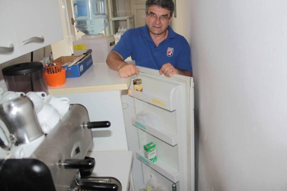 Gradonačelnik Štifanić pokazao nam je frižider u gradskoj upravi - nismo pronašli nikakve dokaze, ali sumnja ostaje