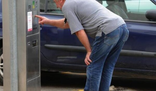 Plaćanje SMS-om može poskupjeti parking za 20 posto