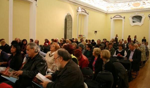 Promocija jubilarne zbirke 'Verši na šterni' u Istarskoj sabornici