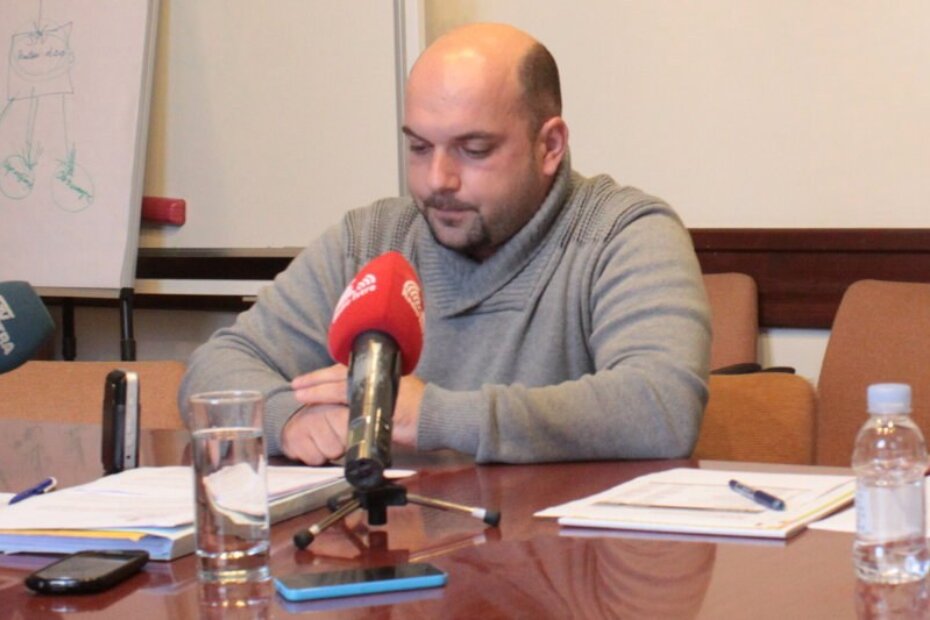 Adriano Jakus na konferenciji za novinare