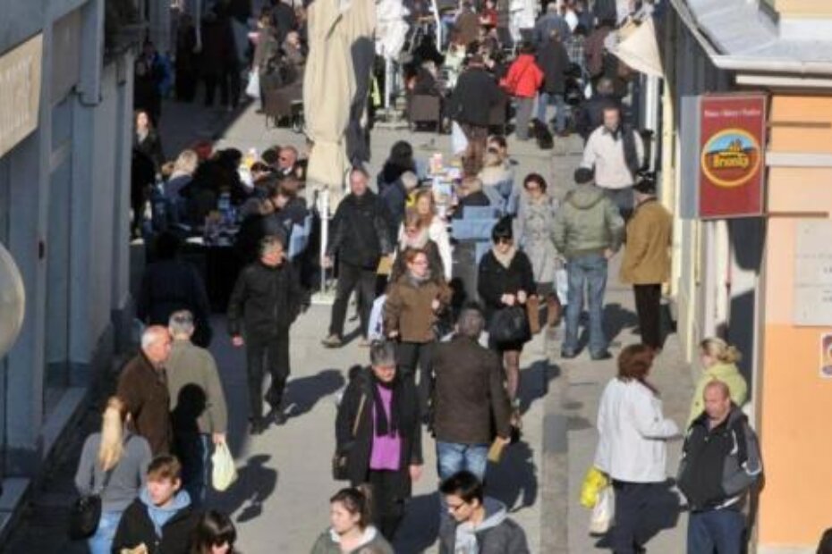 Grad je manifestacija osobnih uspomena i skup neostvarenih želja stanovnika (Neven LAZAREVIĆ)