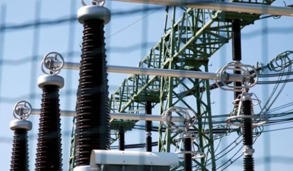 Croenergo: Opskrbljivači električnom energijom u anketi dobili 'trojku'