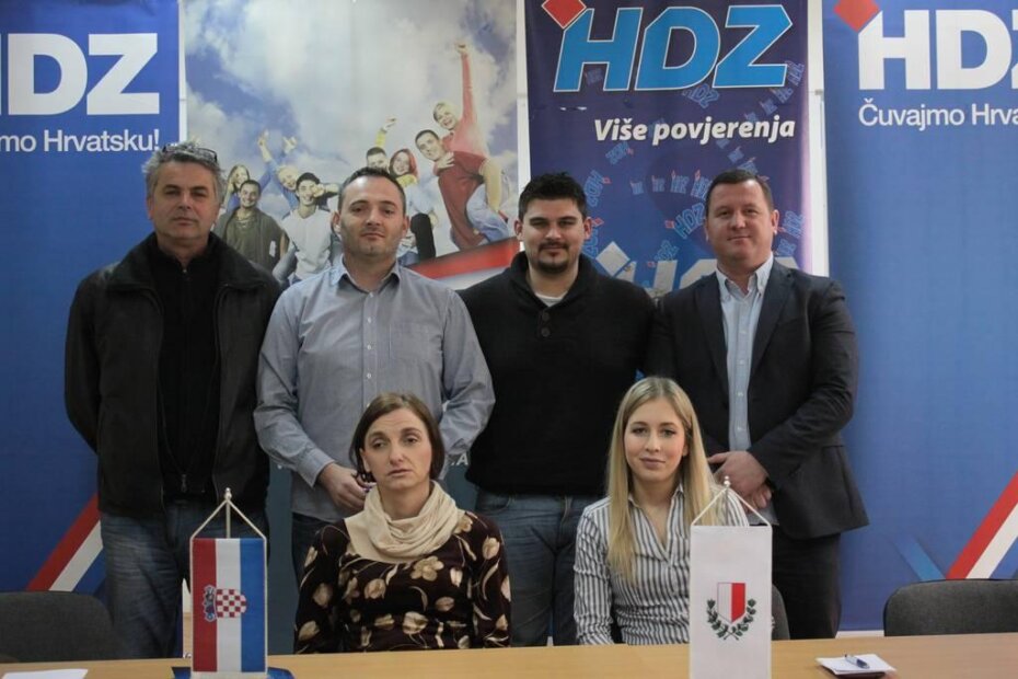 Emilija Pavić, Nives Ljuština, Mirko Marić, Dražen Prgić, Nikola Smolčić i Robert Đaković