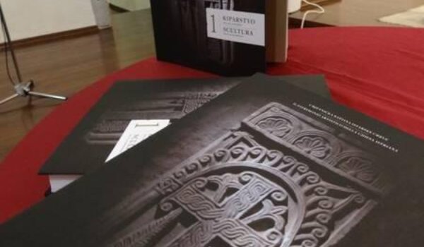 Predstavljena knjiga 'Kiparstvo I: od 4.do 13. stoljeća - Scultura I: dal IV al XIII secolo" Ivana Matejčića i Sunčice Mustač