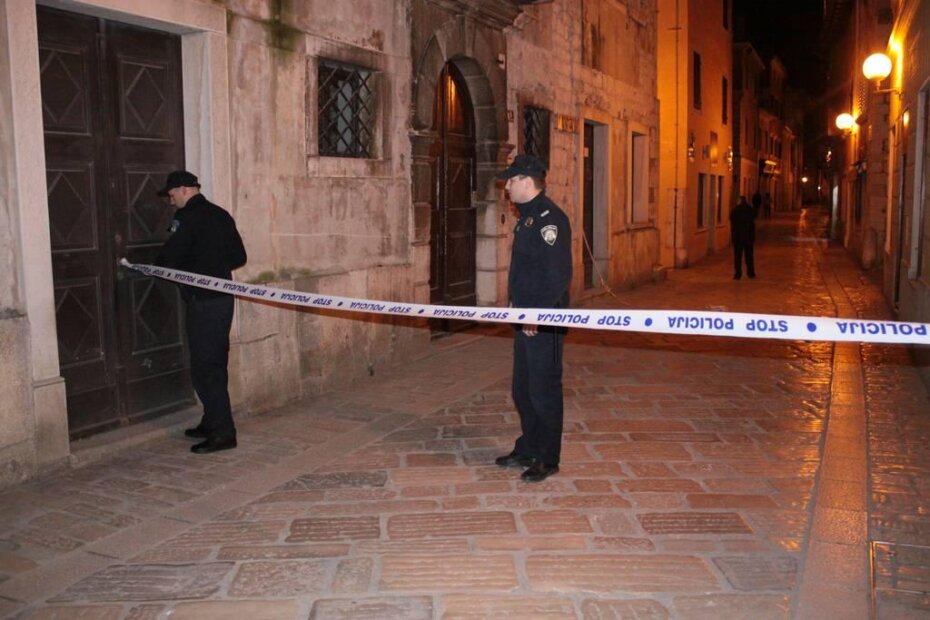 Porečki policajci na mjestu pucnjave