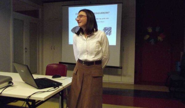 Što hranu čini (ne)sigurnom? (sa predavanja prof.dr.sc. Olivere Koprivnjak u Zdravom gradu)
