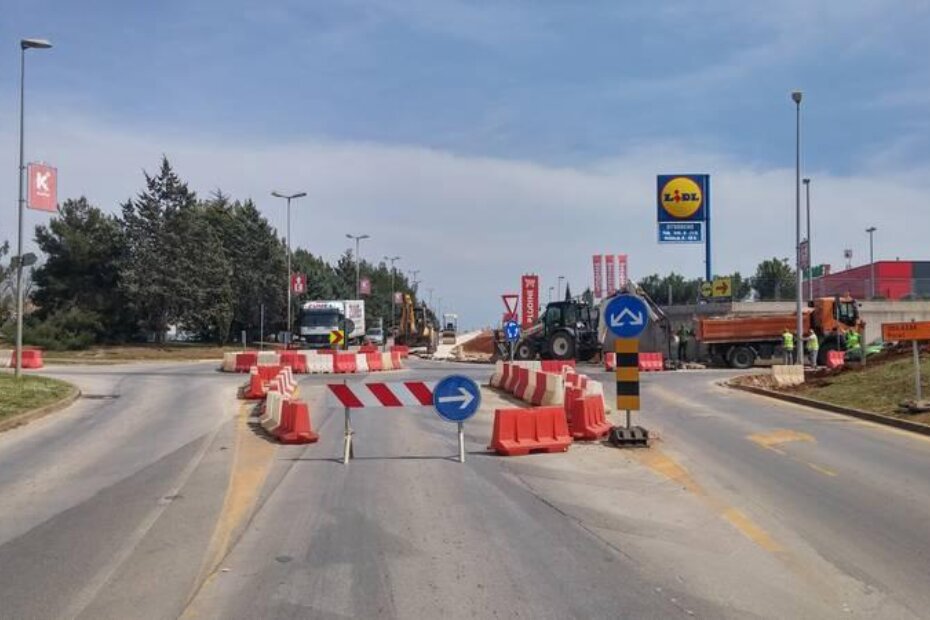 Obilazak kod privremenog kružnog toka prometa kod Lidla