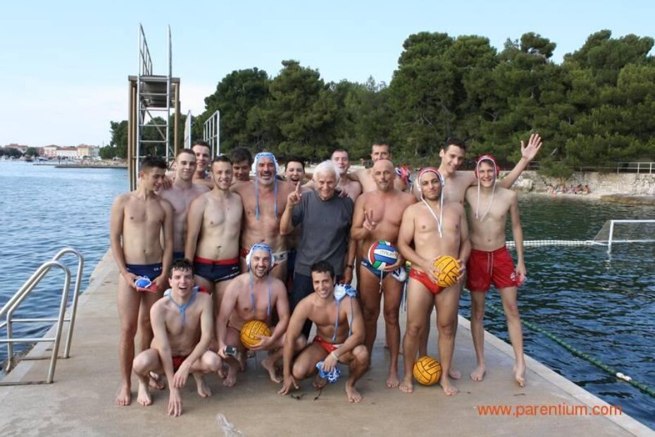Zajednička fotografija nakon vaterpolo utakmice Poreč - Bologna