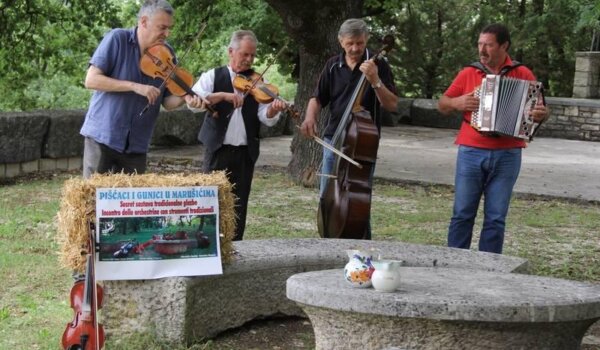 4. i 5. srpnja veselo u Marušićima i Paliskima uz Tanac na tavolac, gunjce i pišćace
