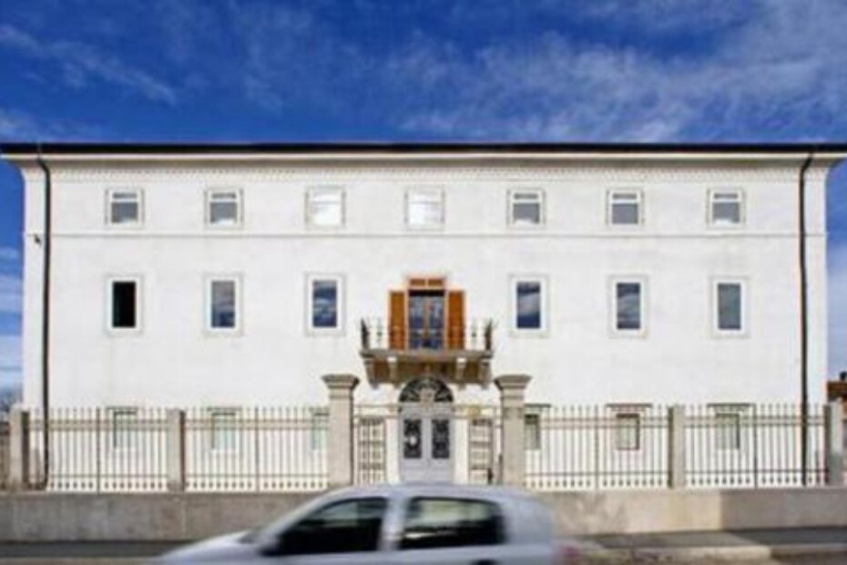 Visoka poslovna škola s pravom javnosti Višnjan