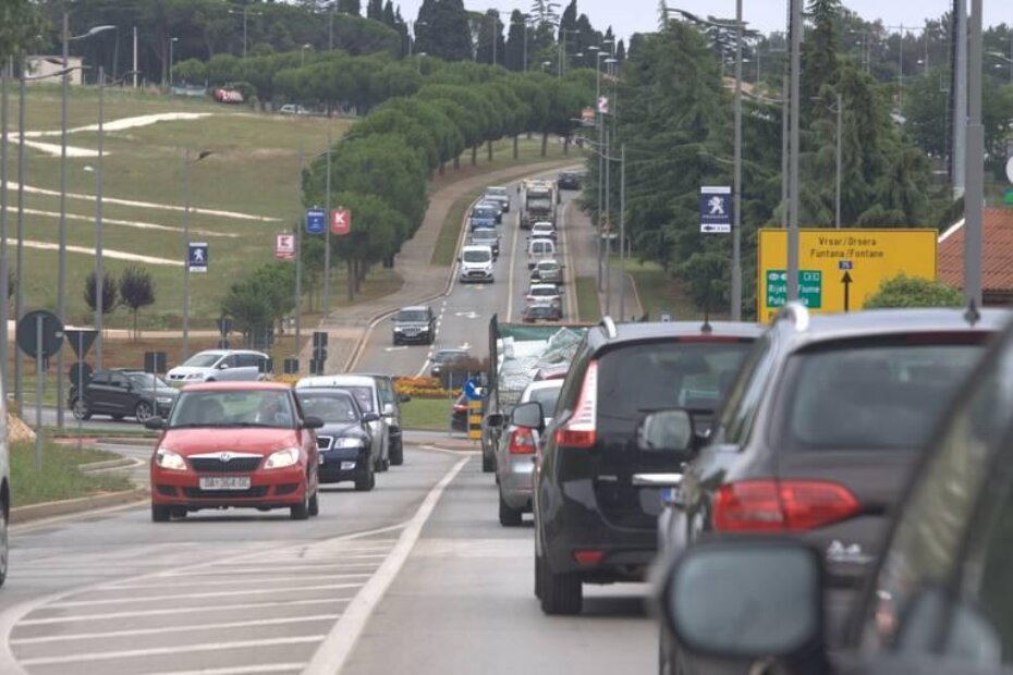 Gužve će se nakon dovršetka porečke obilaznice prepoloviti, ali će problem raskrižja kod bolnice ostati, a morat će ga platiti Grad
