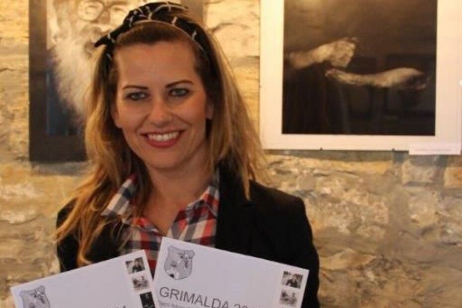 Vesna Janko Finderle na skupnoj izložbi Grimalda