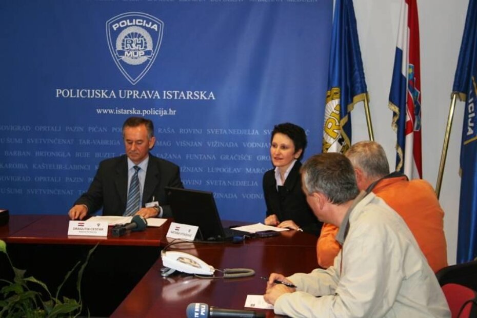 Sa konferencije za medije