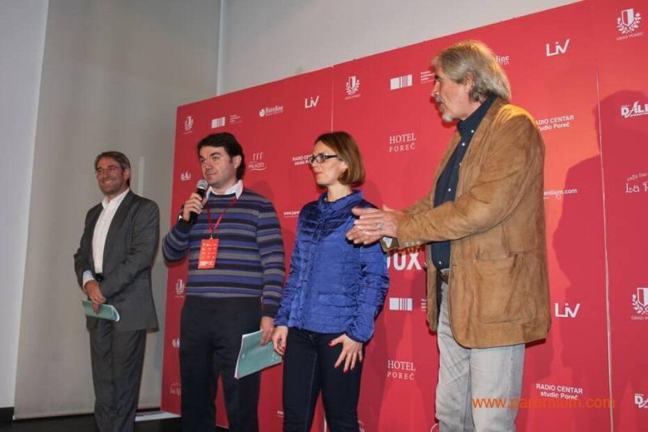 Otvorenje petog po redu Poreč Dox festivala u foajeu porečkog kazališta